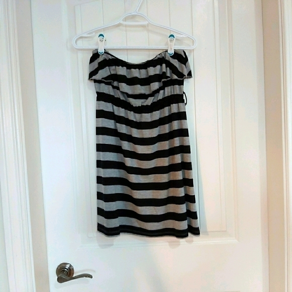 SWS STRIPED STRAPLESS SUMMER DRESS//B2A - Picture 1 of 4